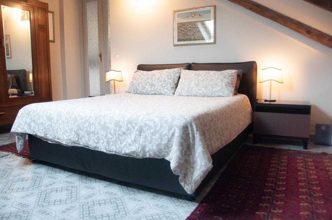 Suite Sommeiller Comfort In Centro Турин Экстерьер фото