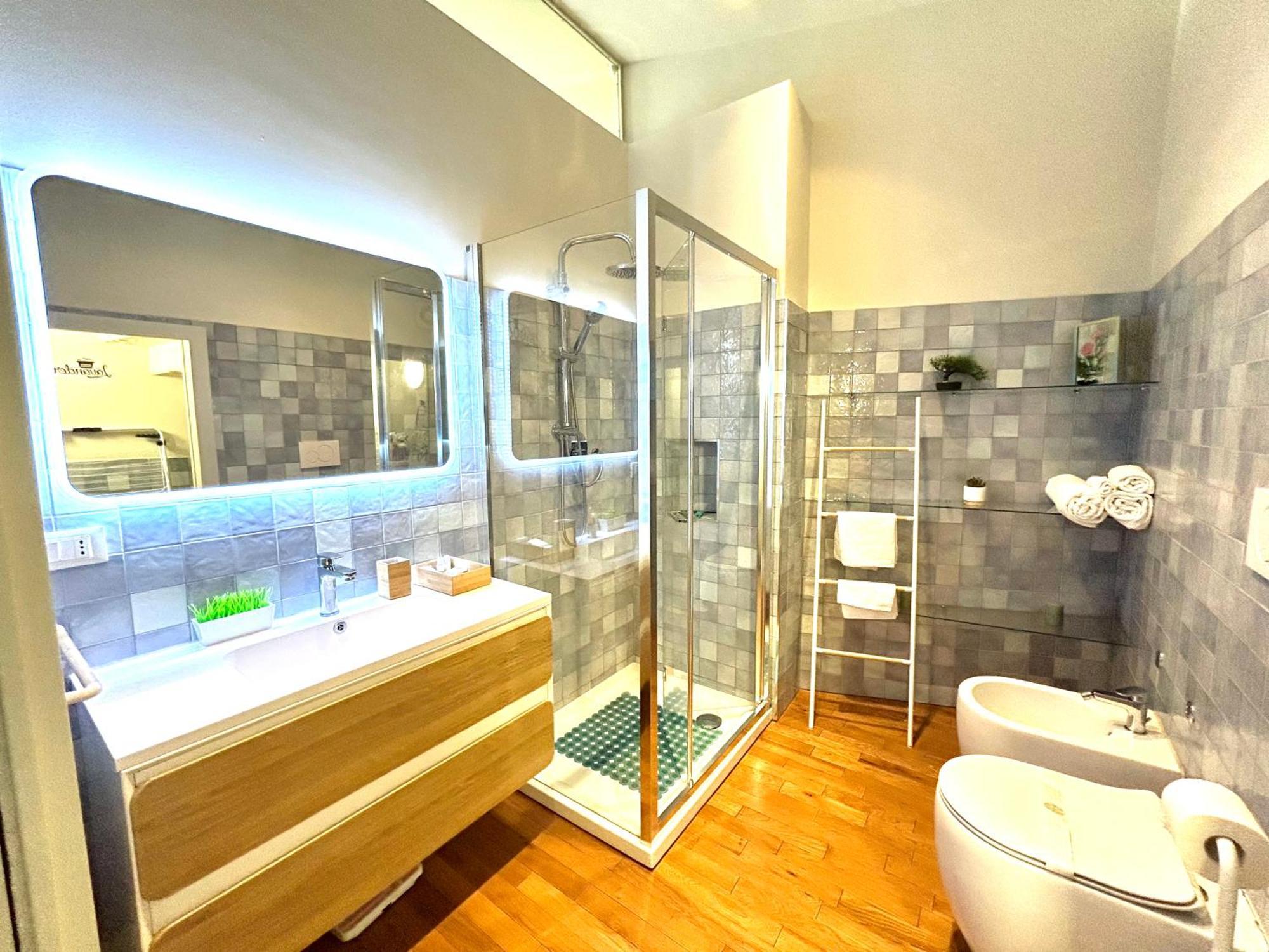 Suite Sommeiller Comfort In Centro Турин Экстерьер фото